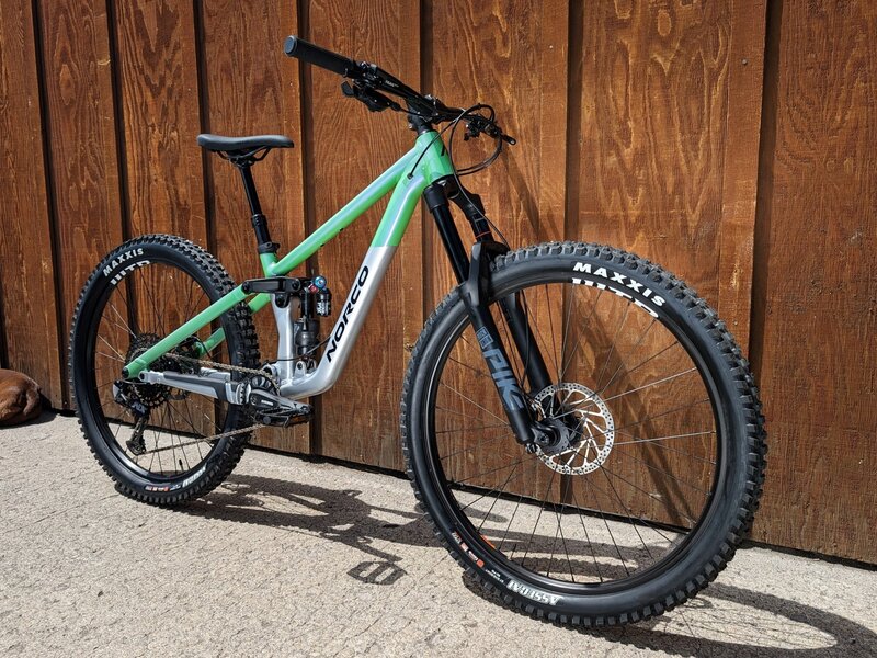 Norco 2024 Norco Sight A 27.5" Silver/Green Youth X-Small