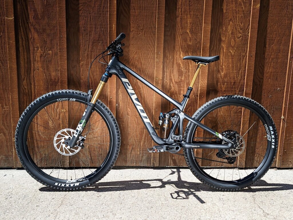 Pivot 2025 Pivot Switchblade Pro X0 AXS 29"