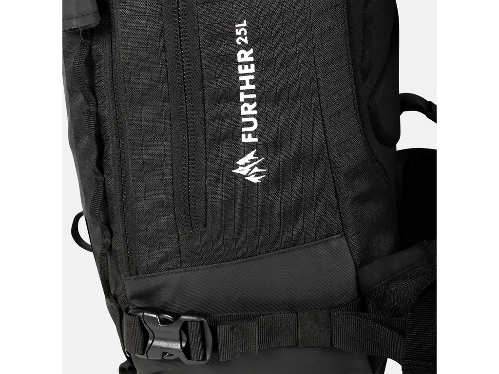 Jones Jones Further Backpack Black 25L