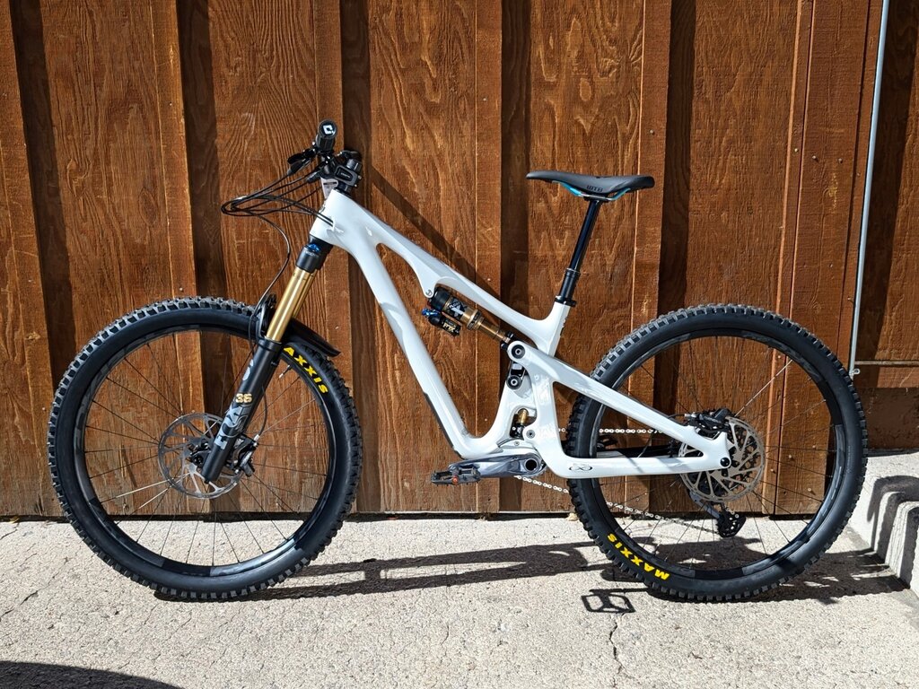 Yeti 2024 Yeti SB140 C2 Factory 27.5"