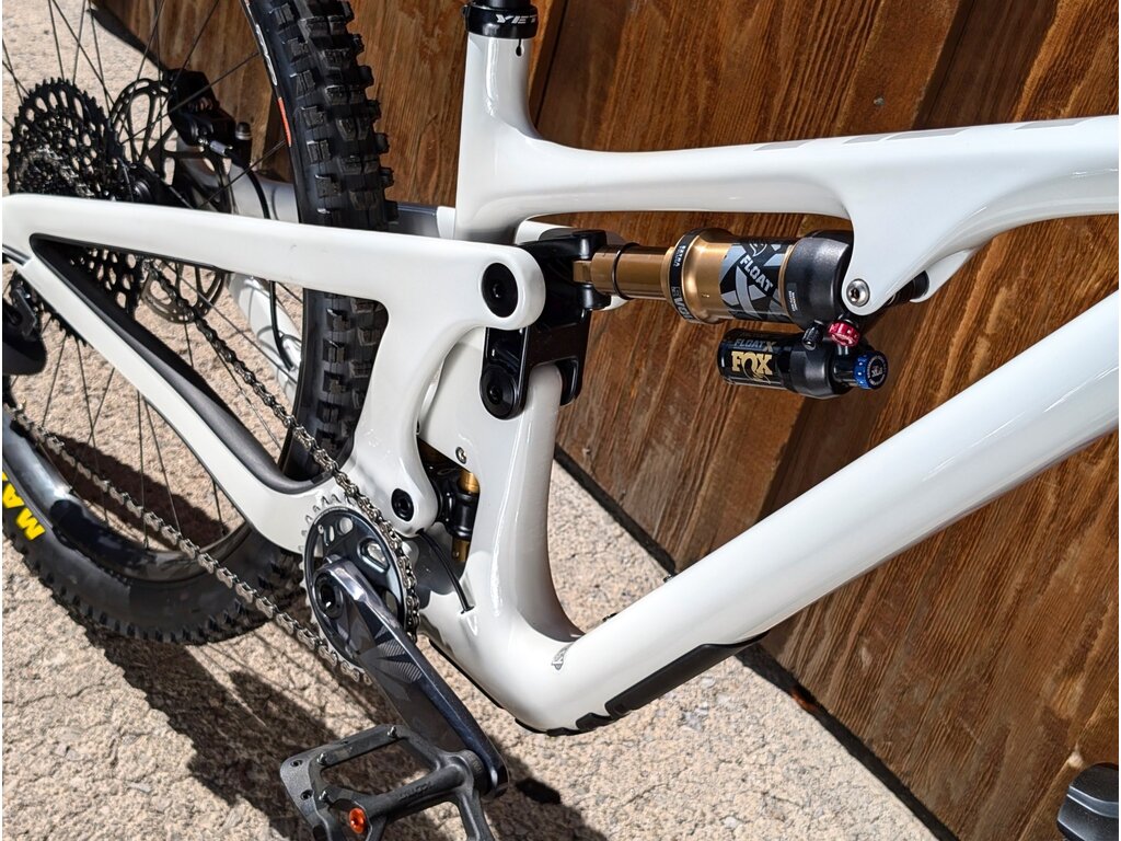 Yeti 2024 Yeti SB140 C2 Factory 27.5"