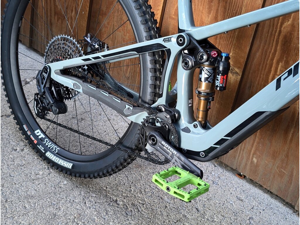 Pivot 2024 Pivot Shuttle SL Pro X0 29"
