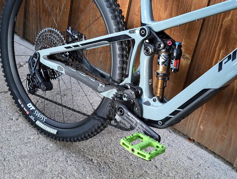 Pivot 2024 Pivot Shuttle SL Pro X0 29"