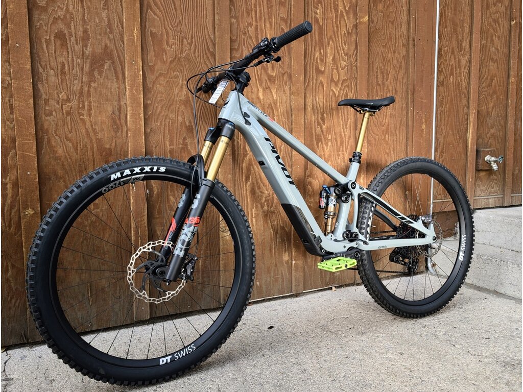 Pivot 2024 Pivot Shuttle SL Pro X0 29"