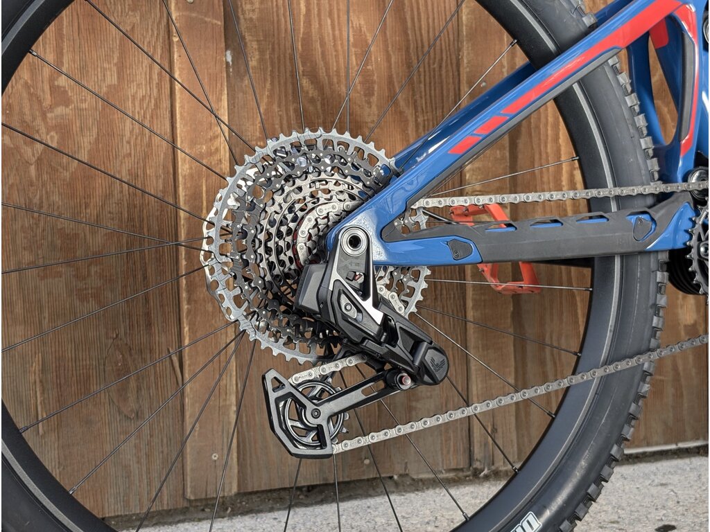 Pivot 2024 Pivot Shuttle SL Pro X0 29"