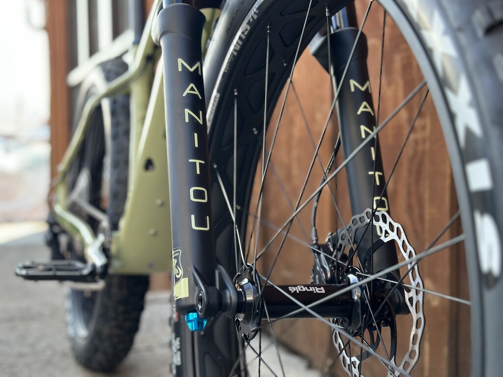 Pivot 2024 Pivot Les Fat Pro XT/XTR 27.5"