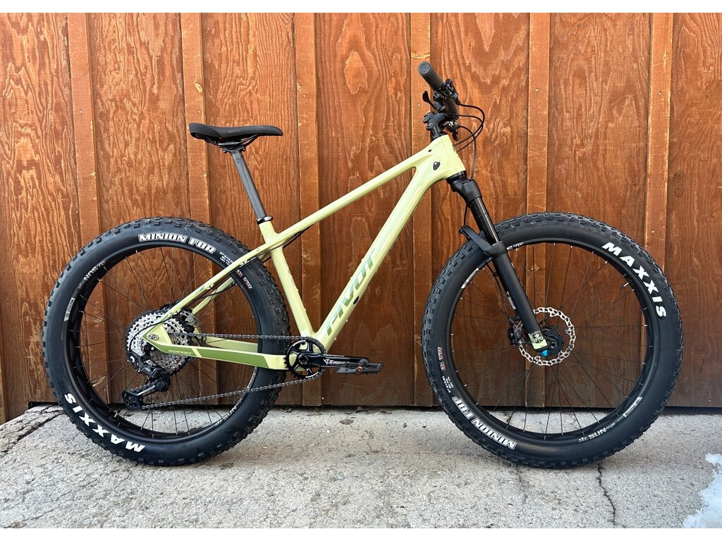 Pivot 2024 Pivot Les Fat Pro XT/XTR 27.5"