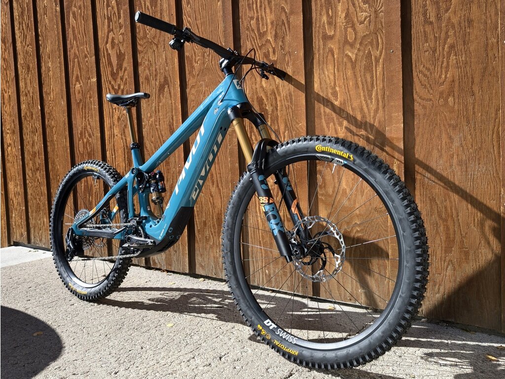 Pivot 2025 Pivot Shuttle LT Pro X0 AXS 29"/27.5"