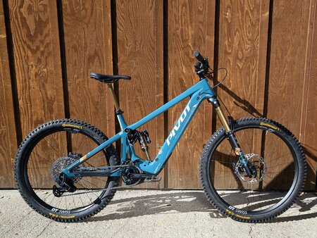 Pivot 2025 Pivot Shuttle LT Pro X0 AXS 29"/27.5"
