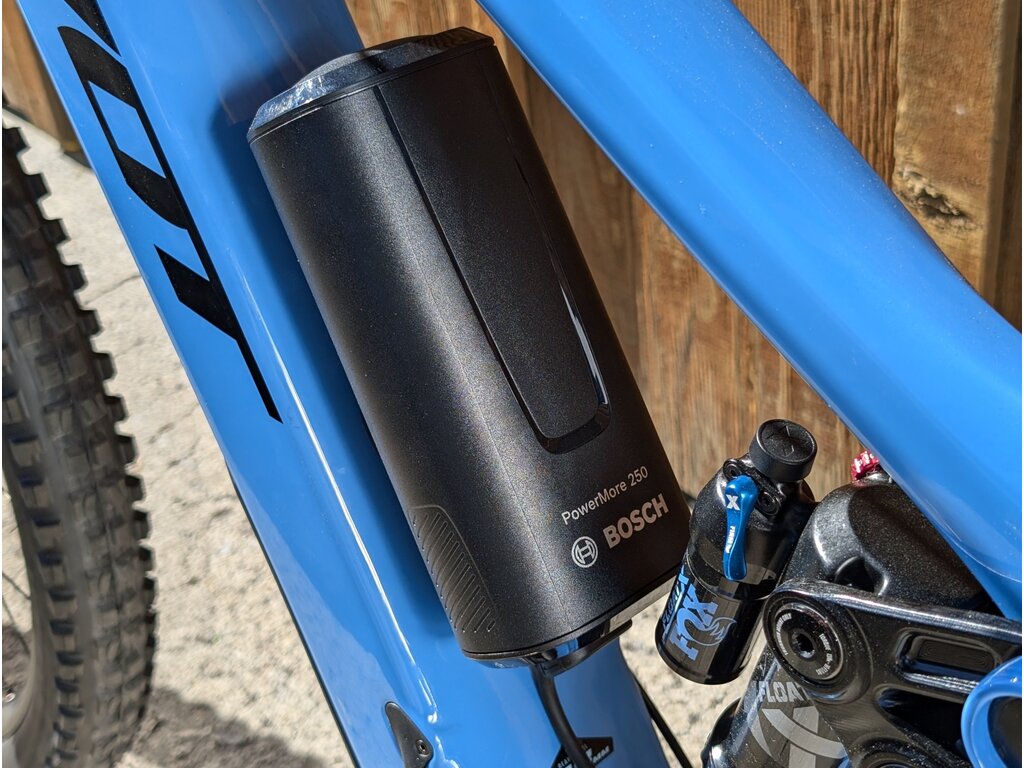Pivot 2025 Pivot Shuttle AM Ride SLX/XT 29" W/ Range Extender