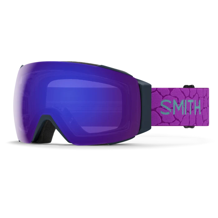 Smith I/O MAG Ski Goggles | SmithxSheJumps | ChromaPop Everyday Violet Mirror