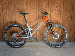 Mondraker 2025 Mondraker Raze Carbon R AXS 29"