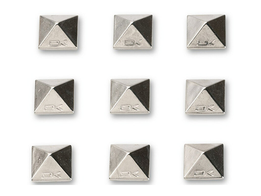 Dakine Pyramid Studs Snowboard Stomp Pad