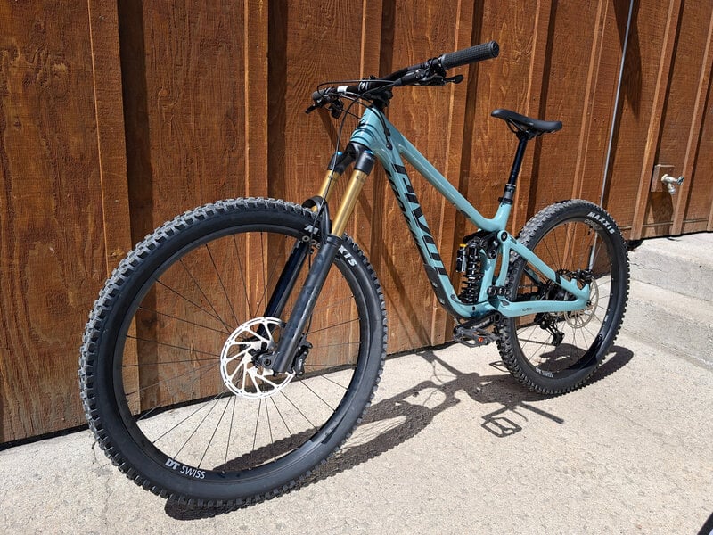 2025 Pivot Mach 6 Brunch Ride Coil MX | The BackCountry in Truckee