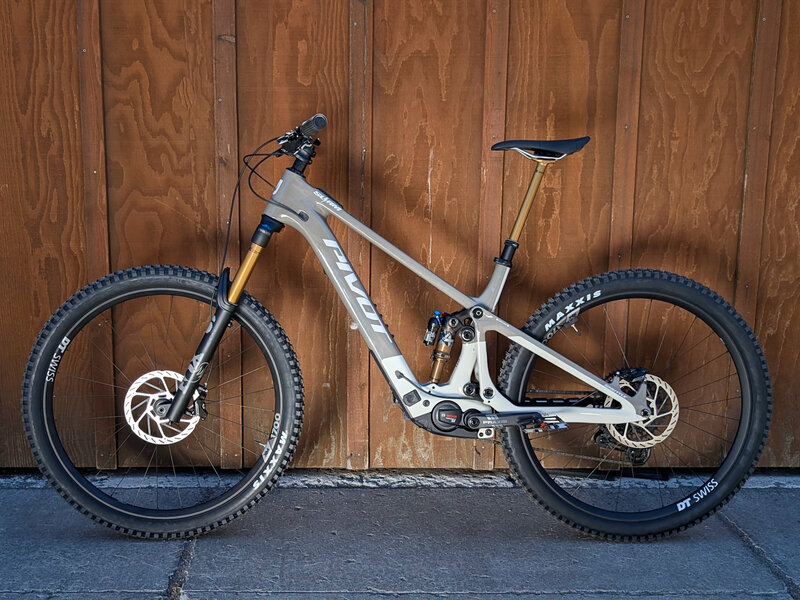 Pivot 2025 Pivot Shuttle SL/AM Pro X0 Eagle 29"