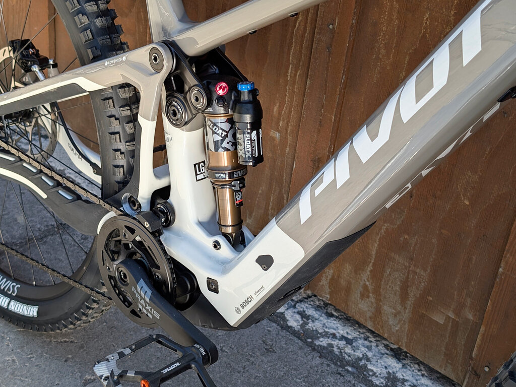 Pivot 2025 Pivot Shuttle SL/AM Pro X0 Eagle 29"