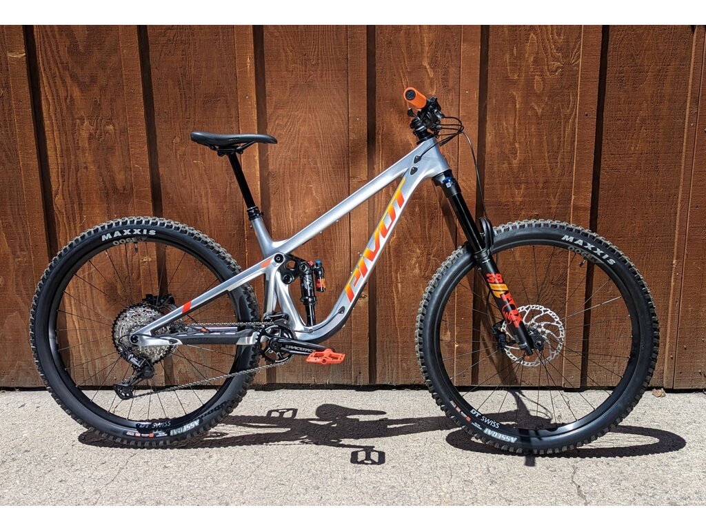 Pivot 2024 Pivot Firebird 29" Ride SLX/XT