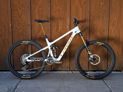 Pivot 2026 Pivot Firebird Pro X0 Eagle 29"