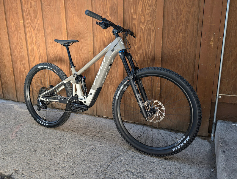 2025 Pivot Shuttle SL/AM Ride 70/90 29