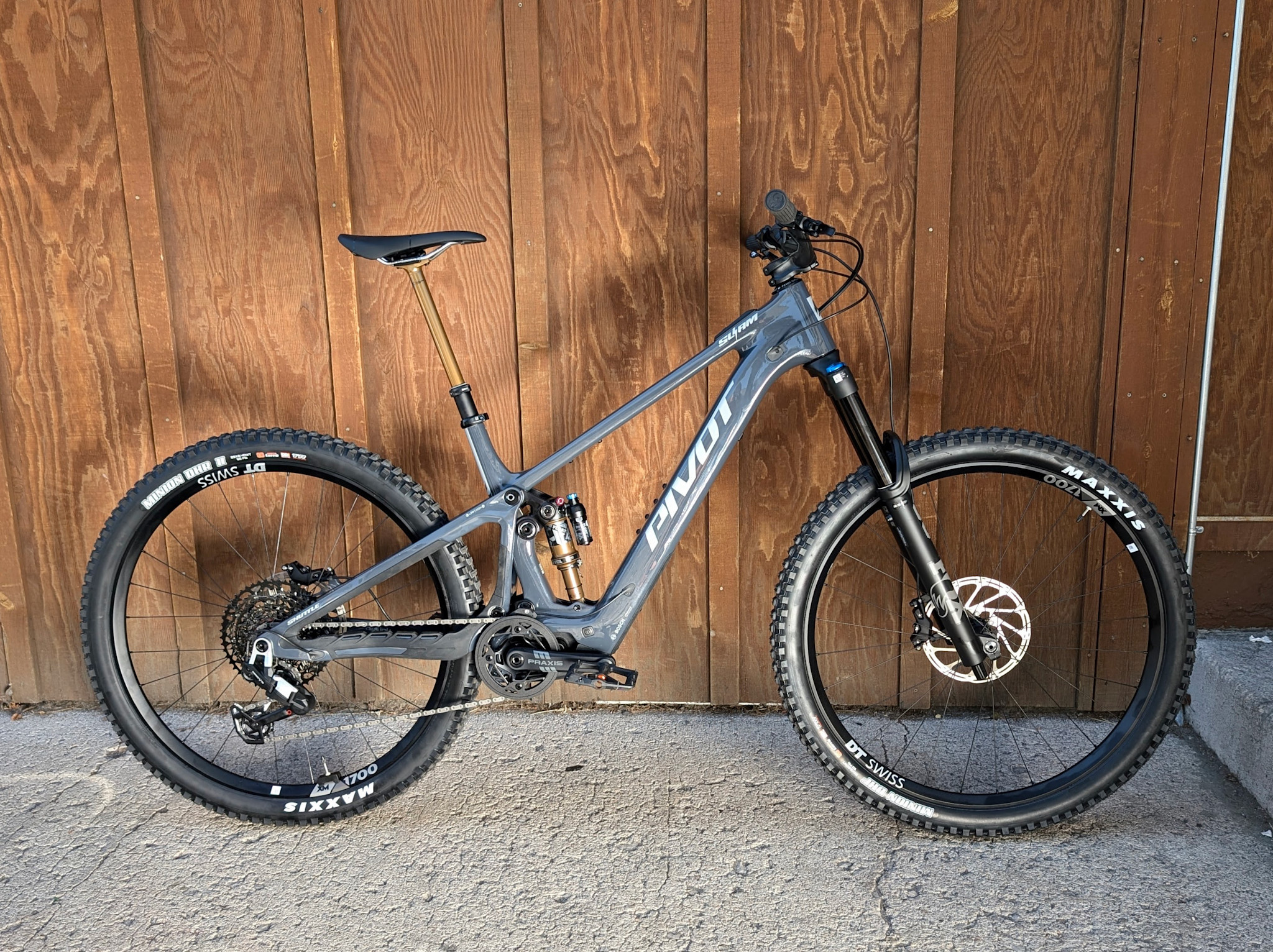 Pivot 2025 Pivot Shuttle SL/AM 70/90 Custom  29"