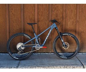2025 Pivot Shadowcat GX AXS 27.5