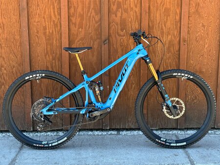 Pivot 2025 Pivot Shuttle AM Pro X0 Race 29" | Small