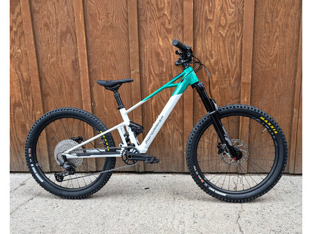 Mondraker 2026 Mondraker F-Play Kids E-Bike 24"
