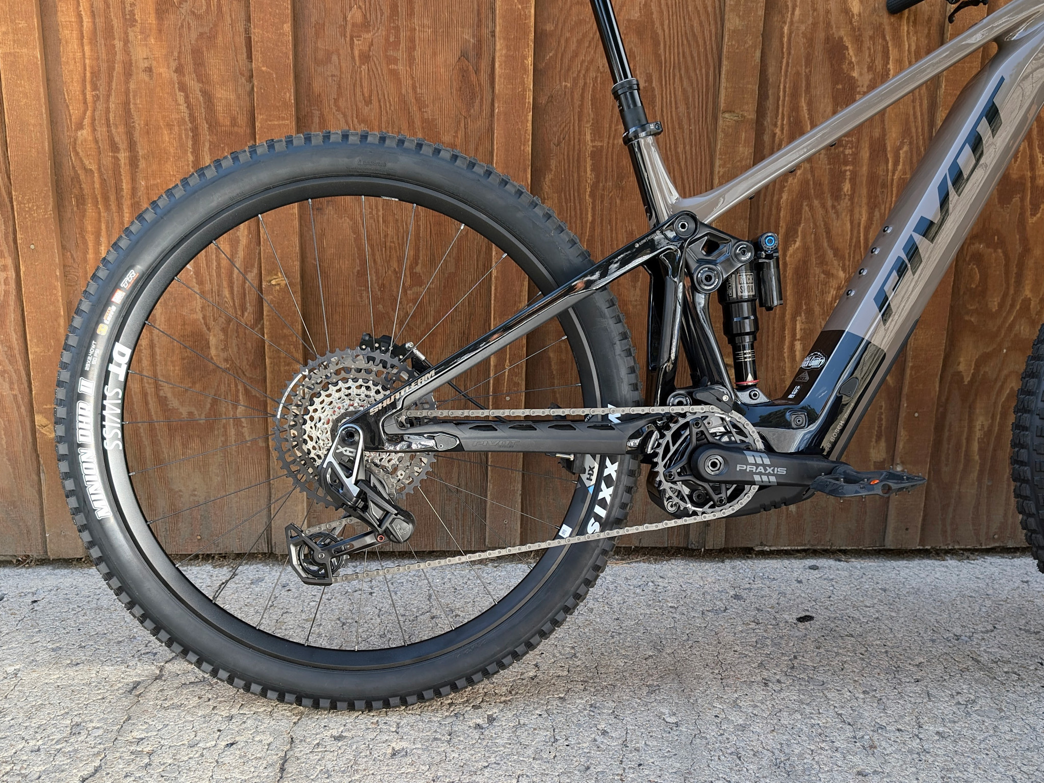 Pivot 2026 Pivot Shuttle AM Pro X0 29"