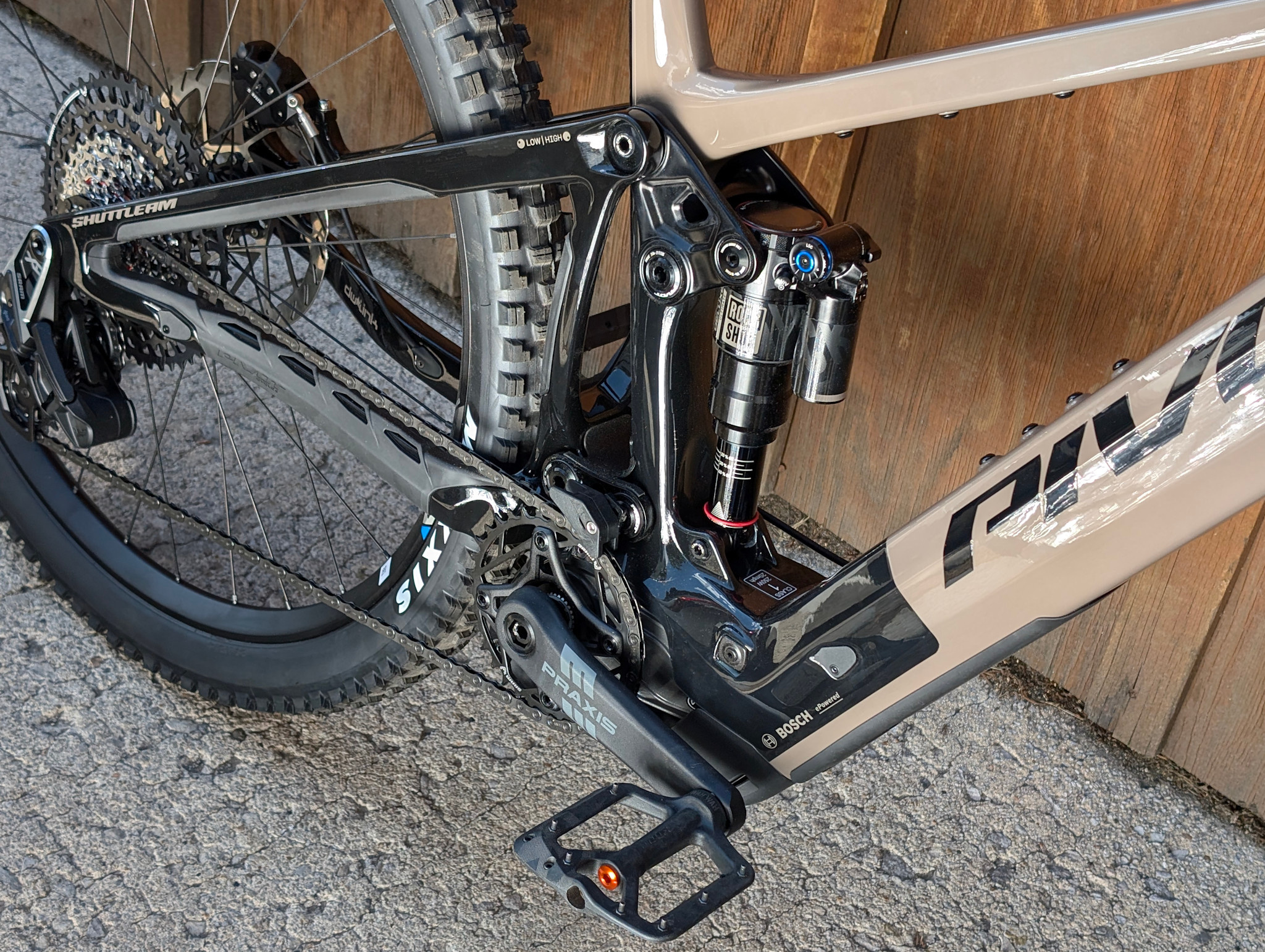 Pivot 2026 Pivot Shuttle AM Pro X0 29"