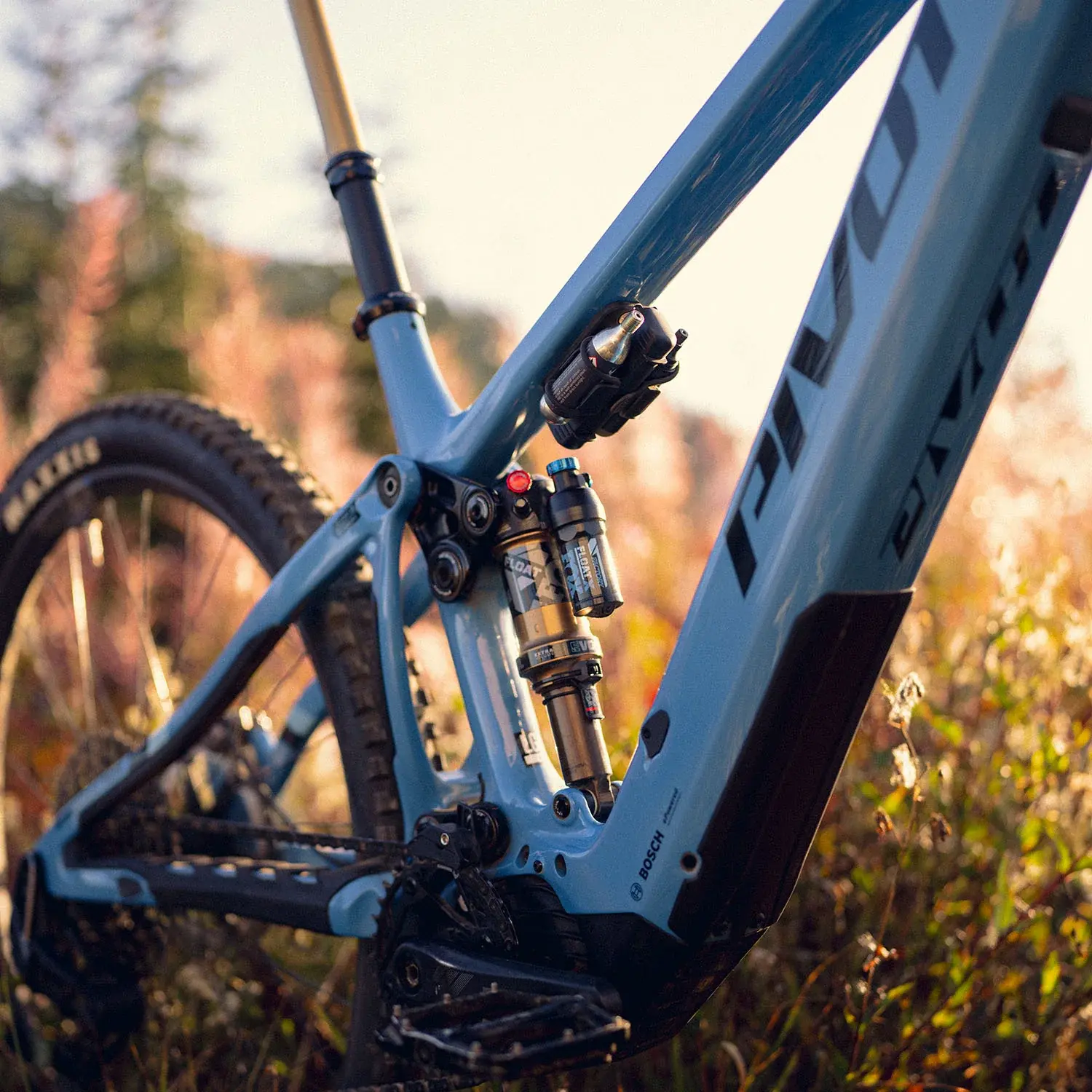 Pivot Phoenix Dock Ninja Trifecta Tool