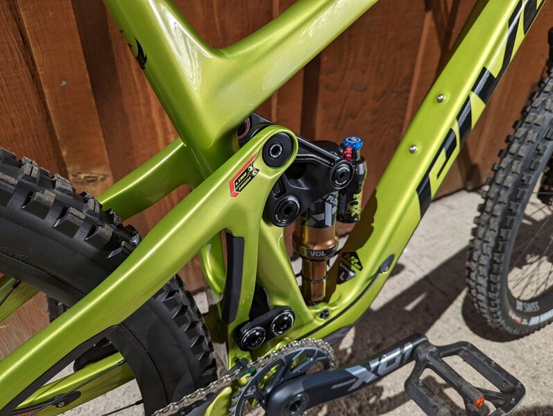 2021 Pivot Switchblade 29