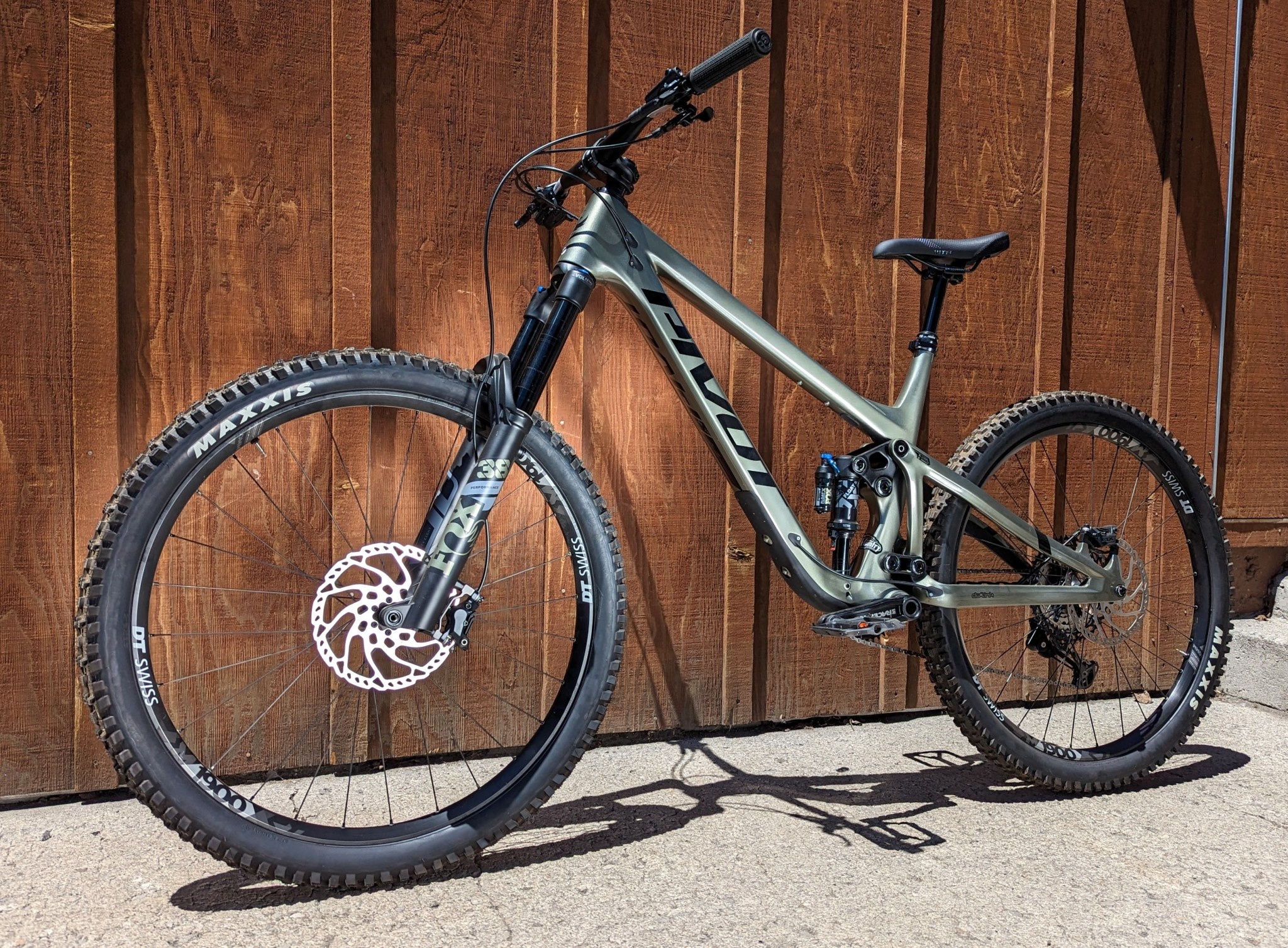 Pivot 2024 Pivot Firebird 29" Ride SLX/XT