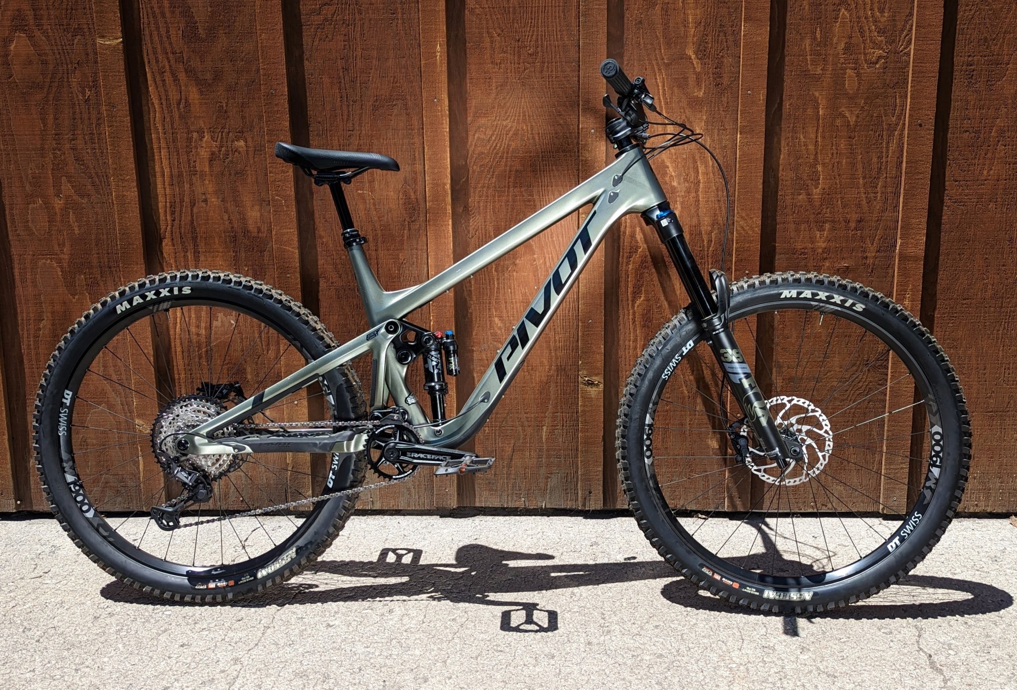 Pivot 2024 Pivot Firebird 29" Ride SLX/XT