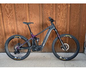 pivot-2026-pivot-shuttle-lt-
