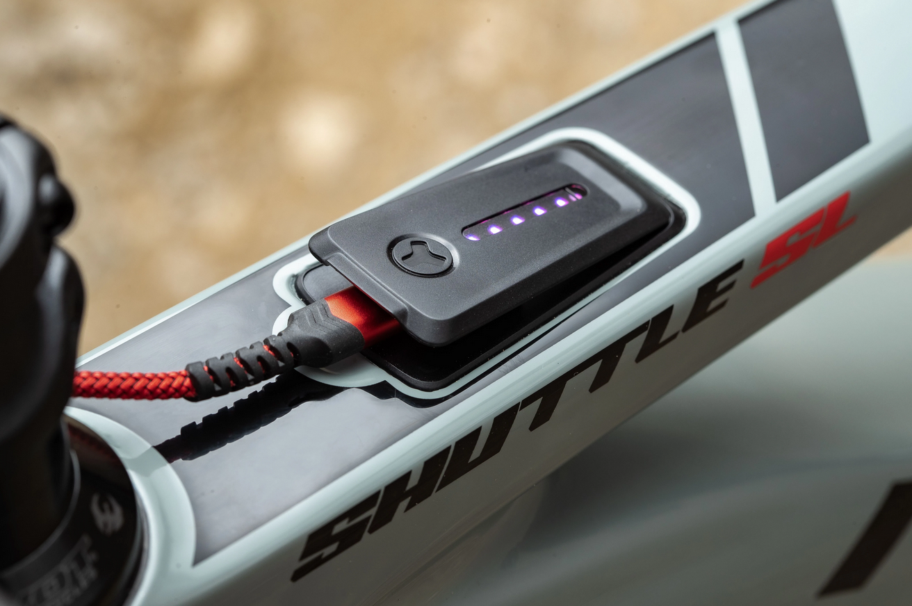 Pivot 2025 Pivot Shuttle SL Team XTR Carbon Wheels 29"