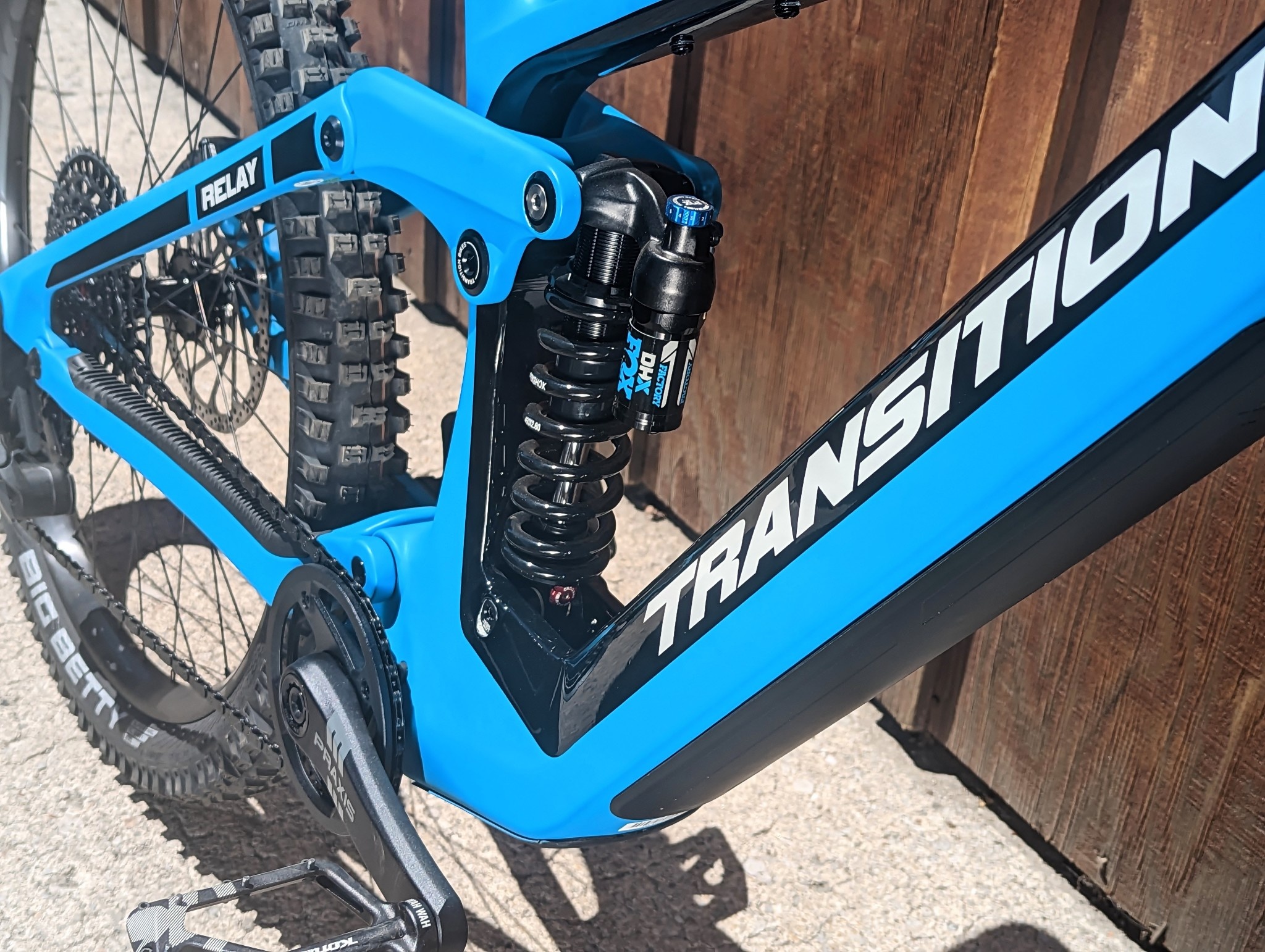 Transition 2024 Transition Relay PNW Carbon X0 Eagle | X-Large