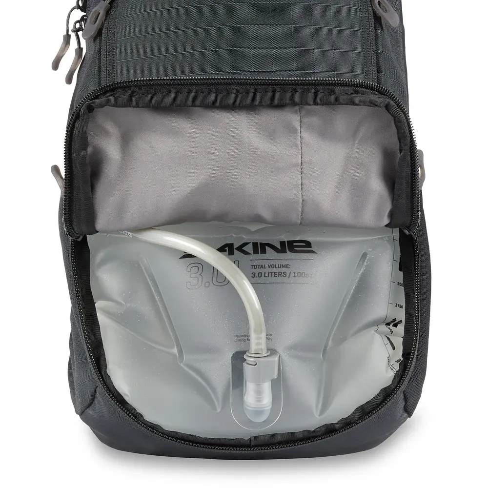 Dakine Dakine Syncline 12L Bike Hydration Backpack