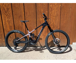 2026 Pivot Shuttle AMPD Pro X0 29