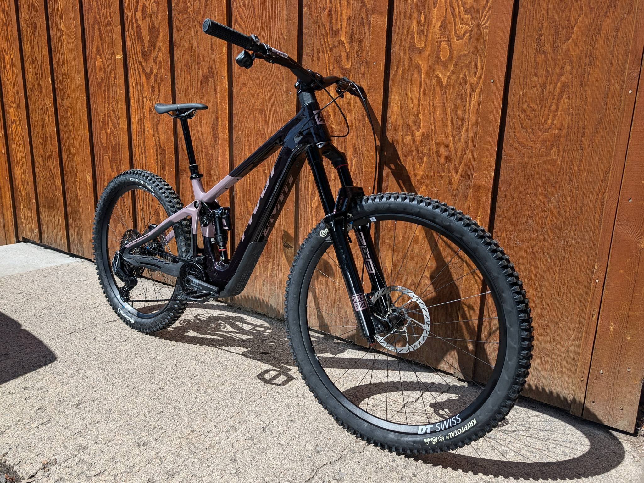 Pivot 2026 Pivot Shuttle AMPD Pro X0 29"/27.5"