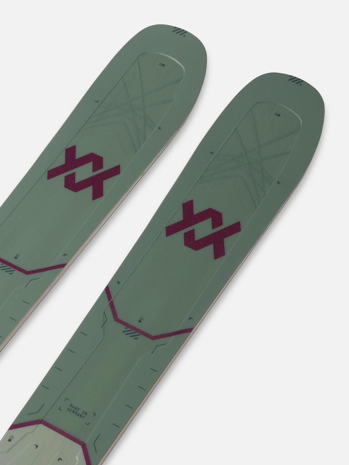 Volkl 2027 Volkl W's M7 Mantra