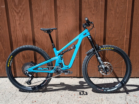 Yeti 2026 Yeti SB135 C2 90 27.5"