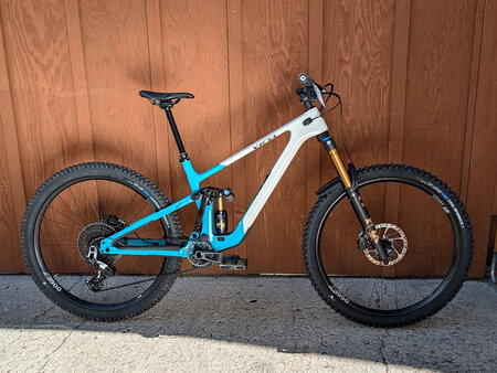 Yeti 2027 Yeti LT X0/90 Turq 29"