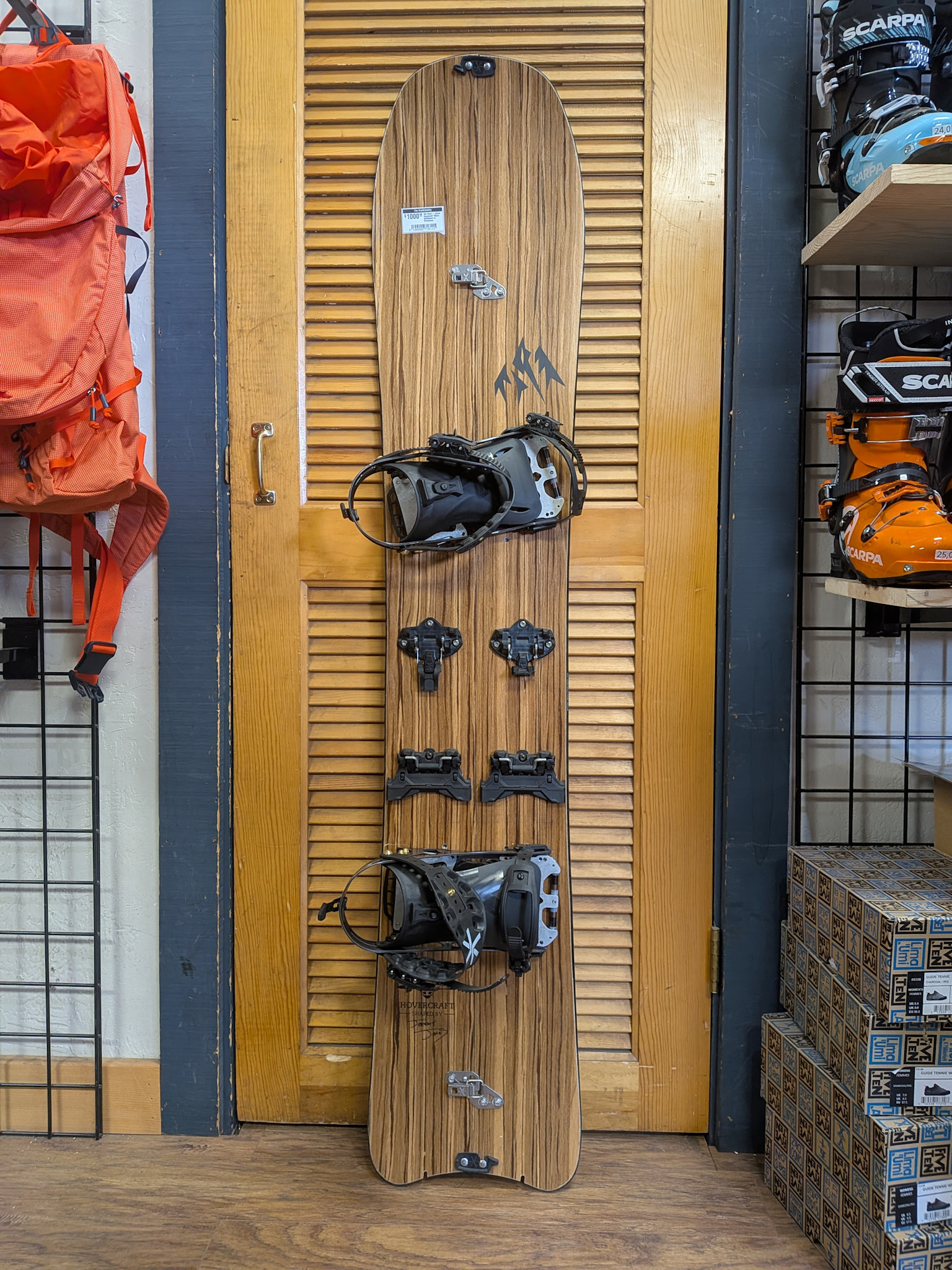 Jones Not Used - Jones Hovercraft 156cm Splitboard w/ Karakoram Bindings, Skins and Crampons