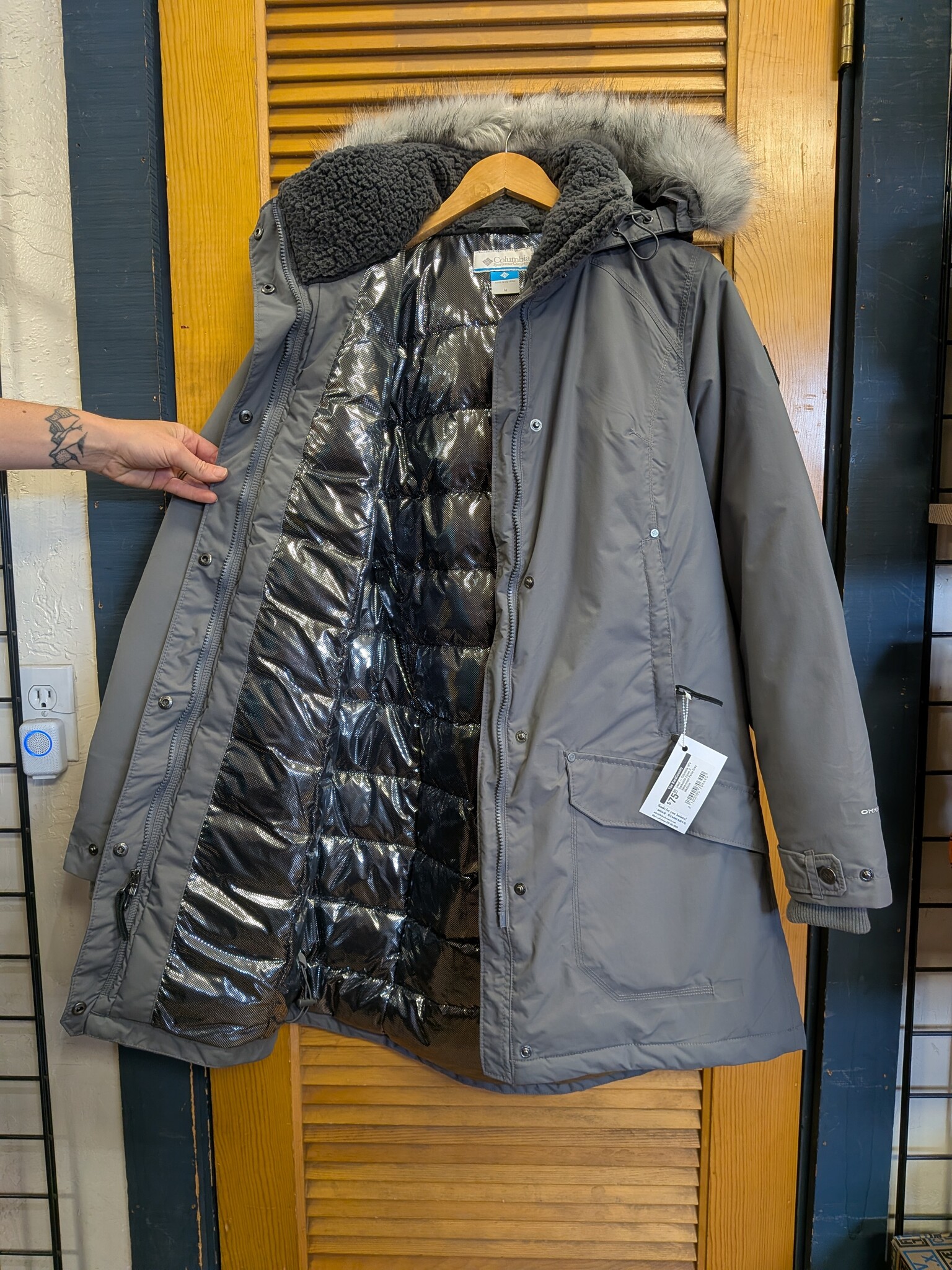 Used - Columbia W's Icelandite Down II Waterproof Parka Grey Medium