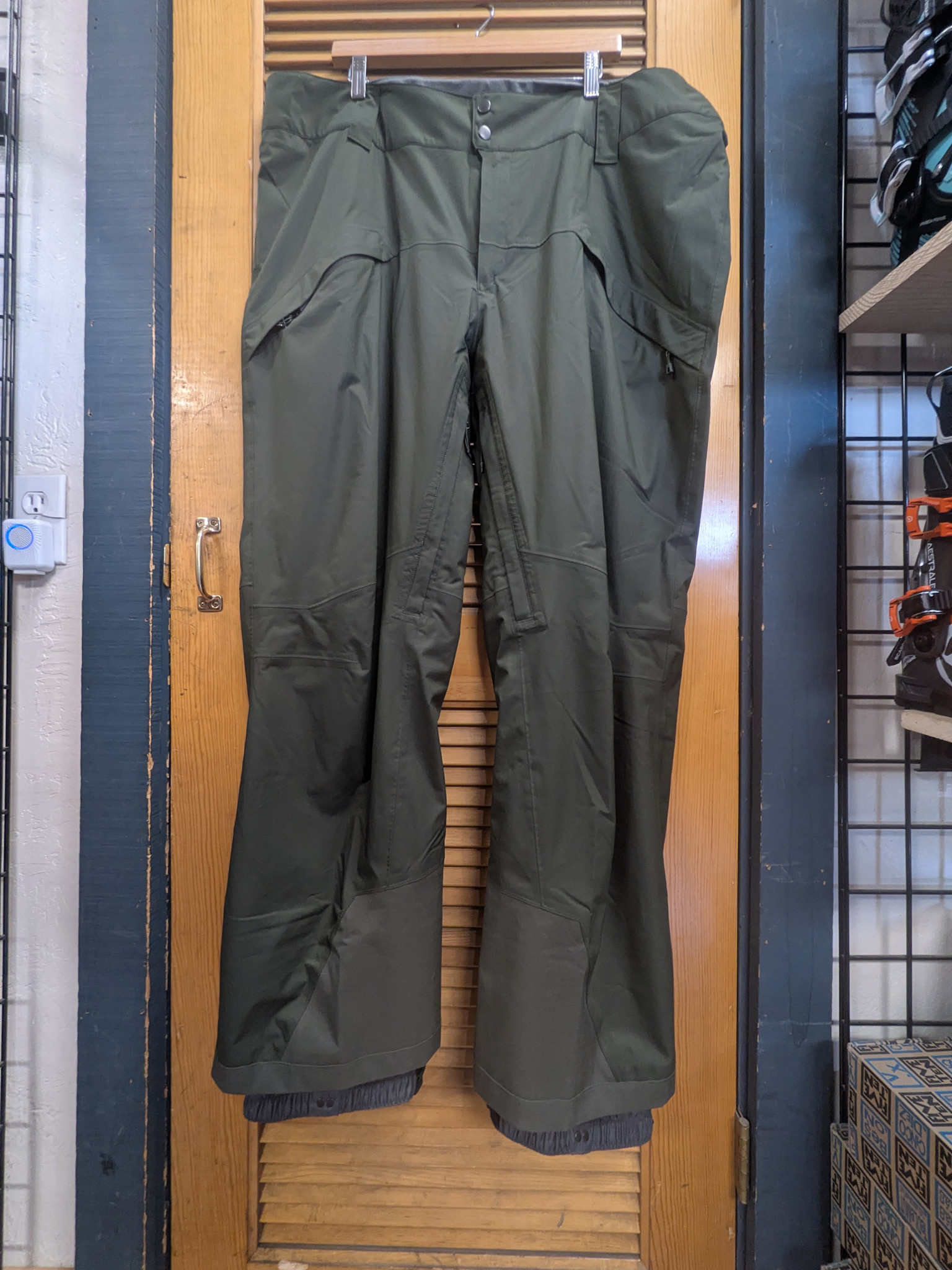 Used Patagonia Ski Pants Green XXL