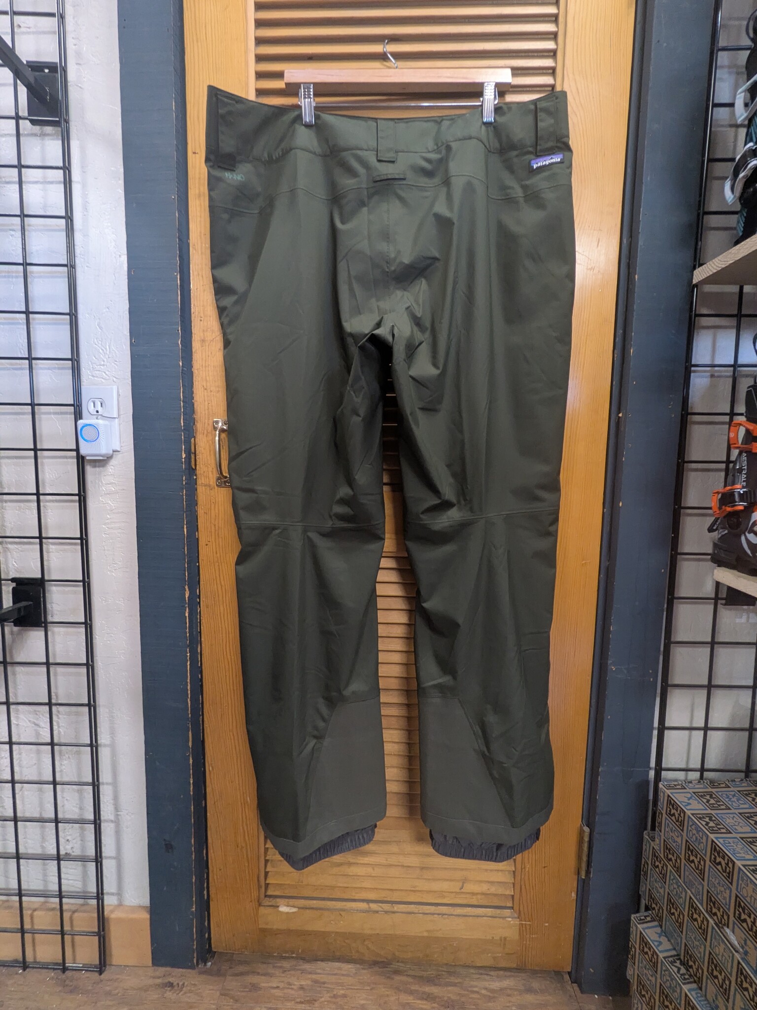 Used Patagonia Ski Pants Green XXL