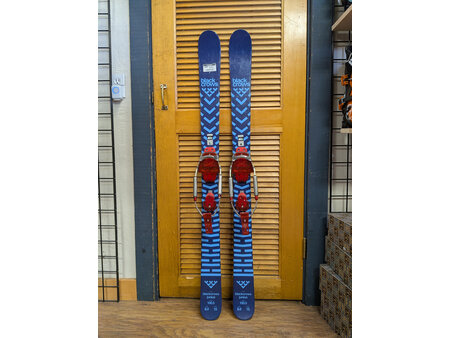 Black Crows Used - Black Crows Junius 130cm Jr Telemark Skis w/ G3 75mm Bindings