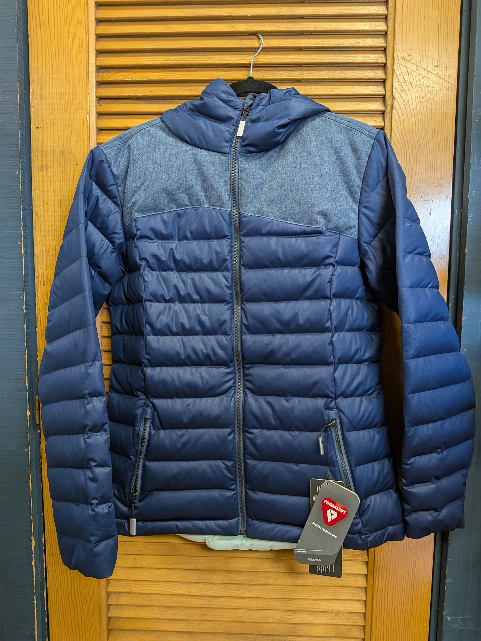 Sync Consignment Sync Stretch Puffy Blue Large