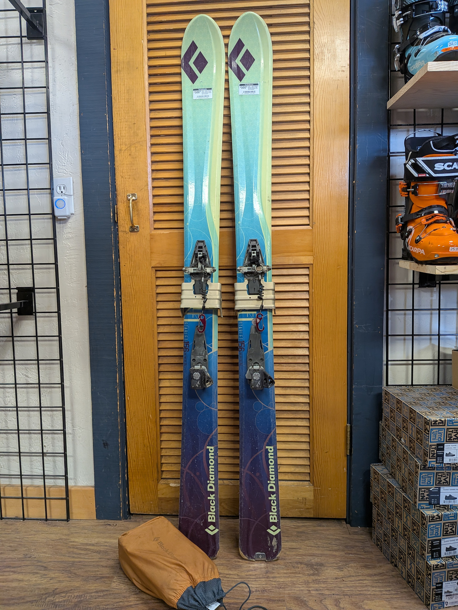 Used - Black Diamond Starlet 156cm AT Skis Dynafit Bindings Skins and Crampons