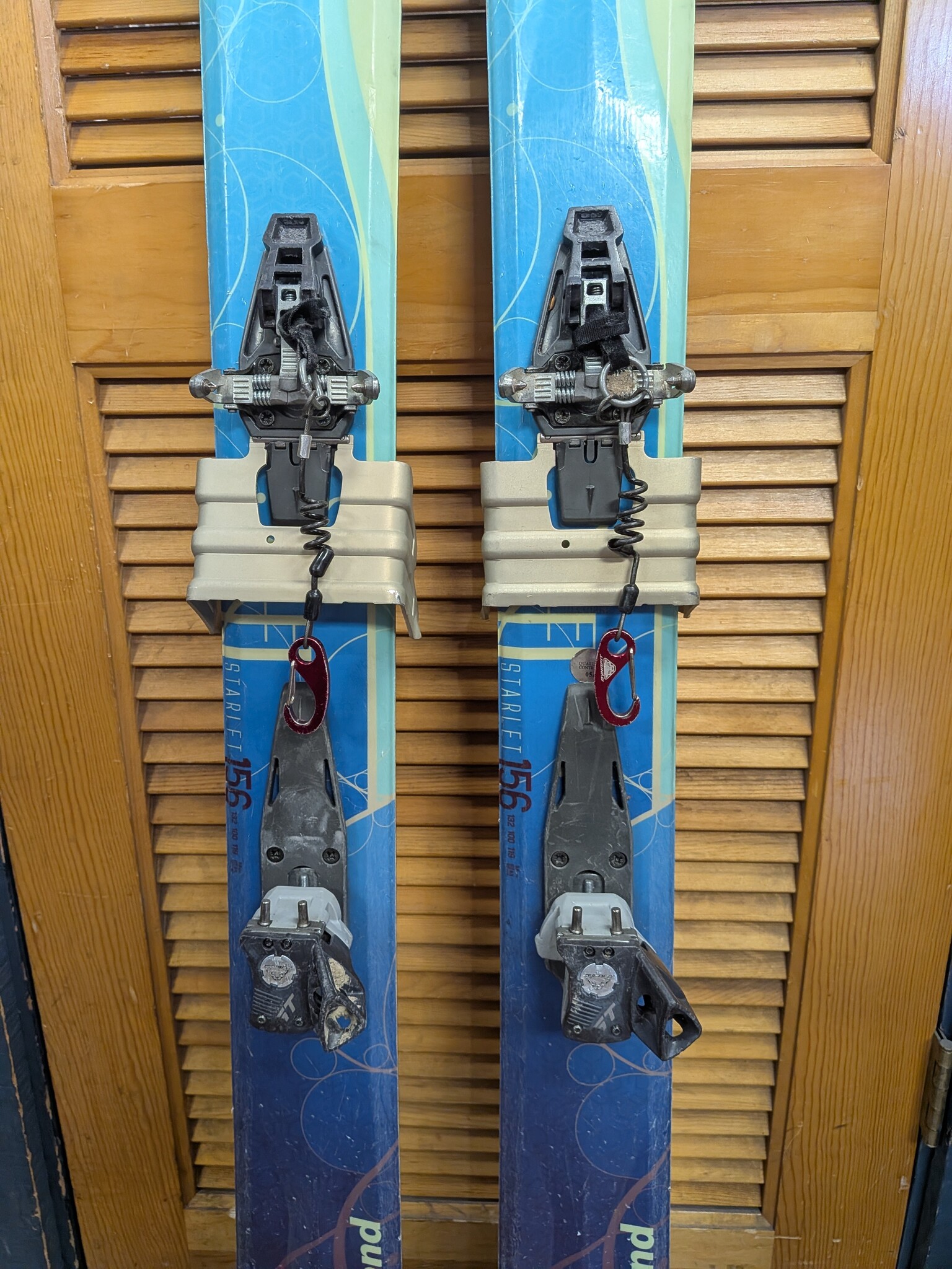 Used - Black Diamond Starlet 156cm AT Skis Dynafit Bindings Skins and Crampons